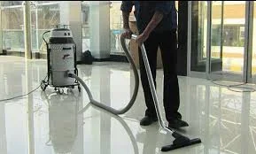 Industrial vacuum cleaner for heavy-duty cleaning